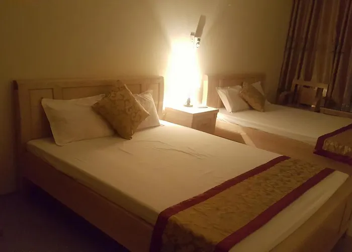 Binh Minh Hotel *